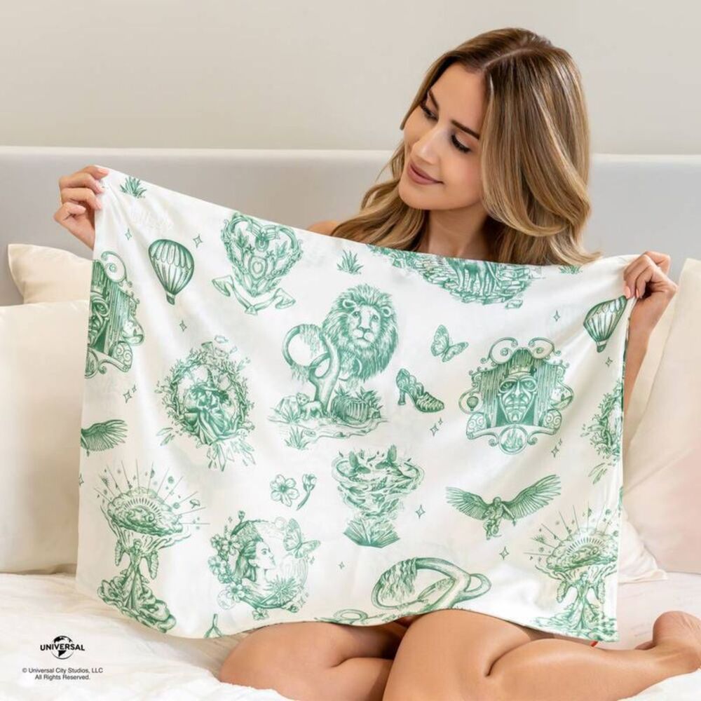 Blissy - Wicked: For Good x Katie Kime Blissy Standard 600  Green - Picture 5 of 7